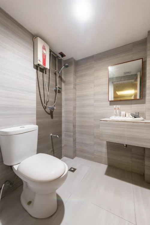 OYO 191 Paradise Apartelle image 22